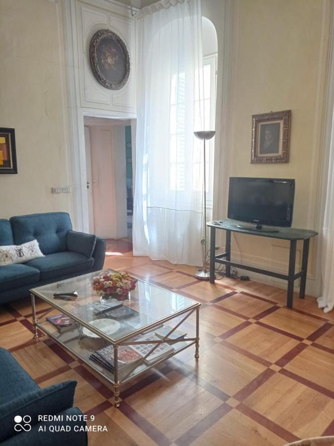 B&B Palazzo Bianchi Парма Екстериор снимка